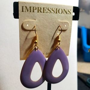 Impressions purple hoops